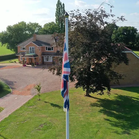 Bricket House Bed & Breakfast Madresfield Exterior photo